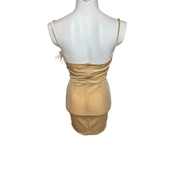NEW Superdown Beige Cream Erika Feather Trim Velvet Mini Dress NWT - Size XS - Picture 8 of 9